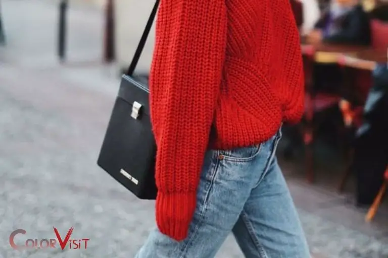 What Color Pants to Wear With Red Sweater