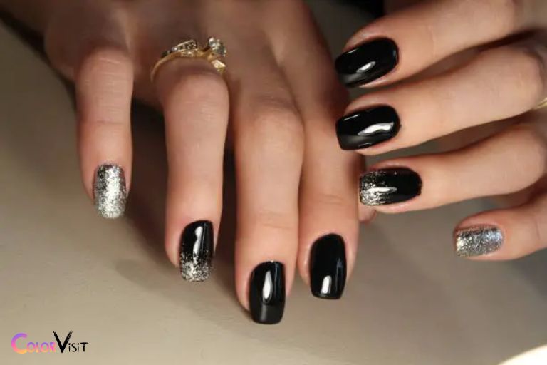 What are the Advantages of Wearing a Black Dress with Nails of Different Colors