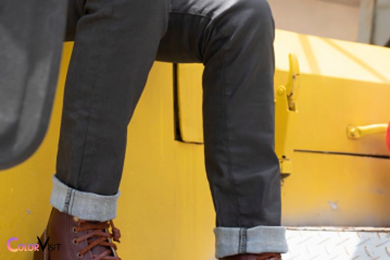 Why Brown or Tan Boots are the Best Color to Wear with Black Jeans