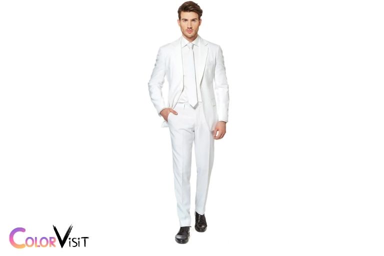 white suit what color shoes