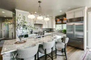 What Color Bar Stools With White Cabinets? Perfect Look