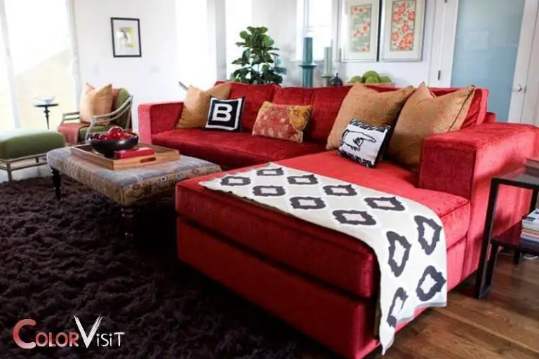 What Color Pillows for a Red Couch