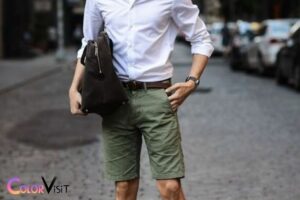 What Color Shirt Goes With Olive Green Shorts? Black!