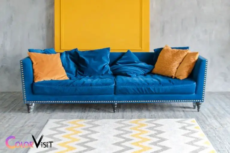 what color pillows go with navy blue couch
