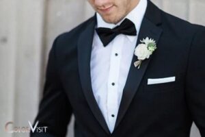 What Color Pocket Square With Black Suit? White, Silver!