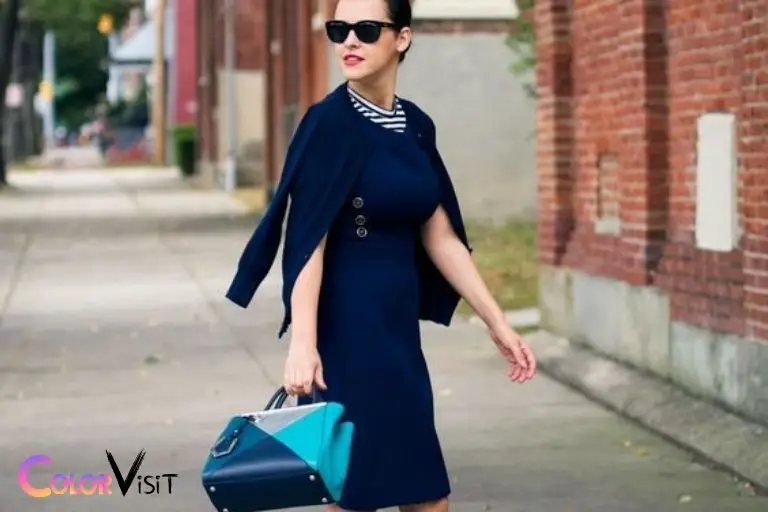 what color purse goes with navy blue dress
