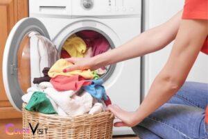 can you dry white clothes with color clothes